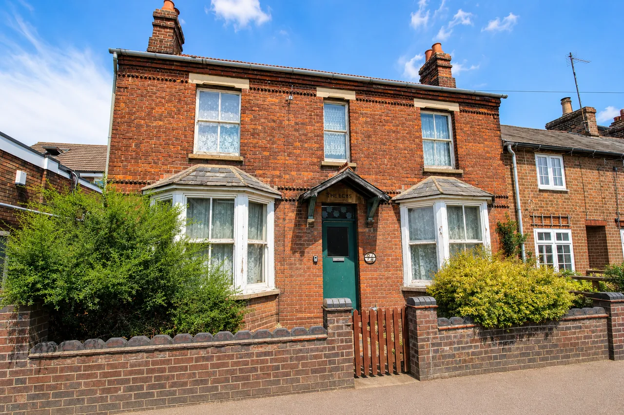3 bed house for sale, High Street, Clapham, MK41