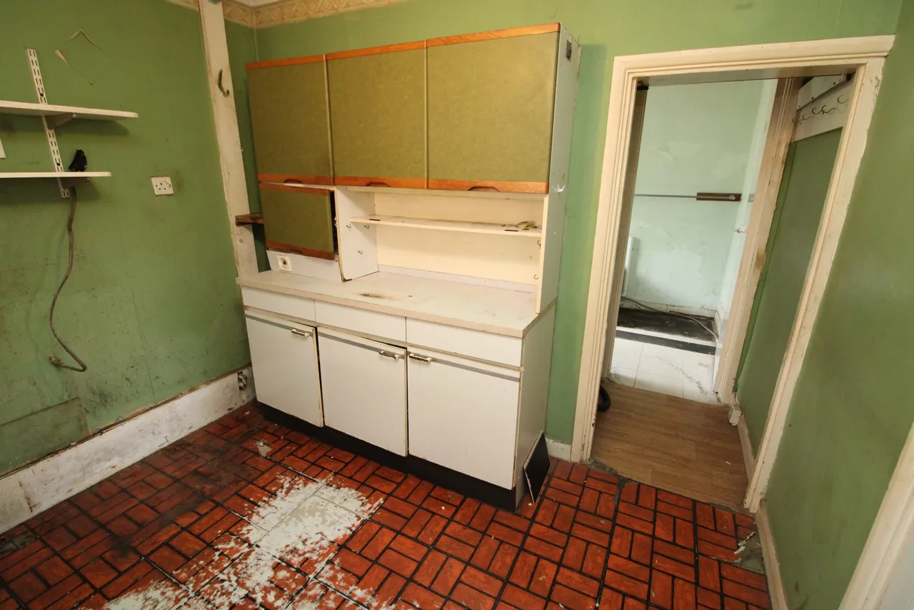 High Street, Clapham, MK41, photo 4