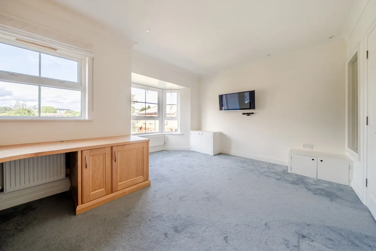 Malthouse Drive London W4, photo 12