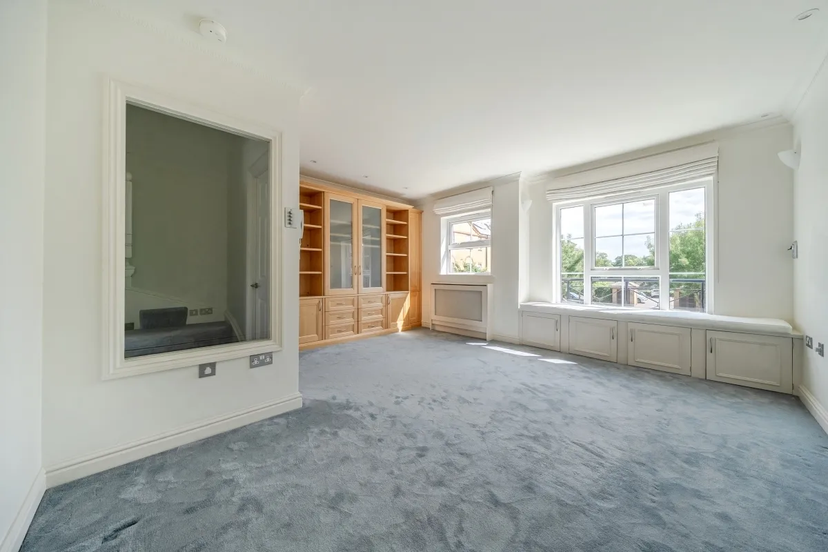 Malthouse Drive London W4, photo 3