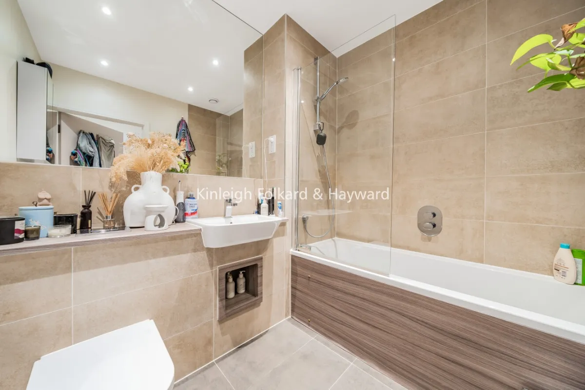Stanley Road, Acton, W3, photo 4