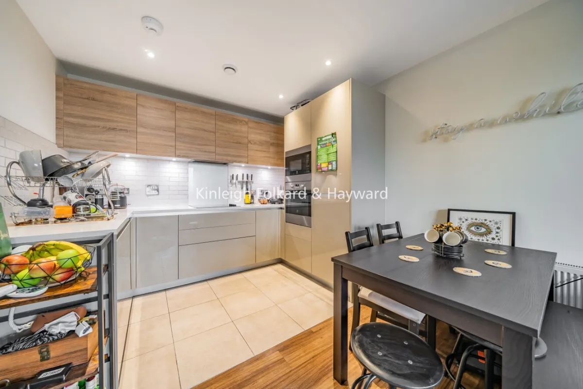 Stanley Road, Acton, W3, photo 6