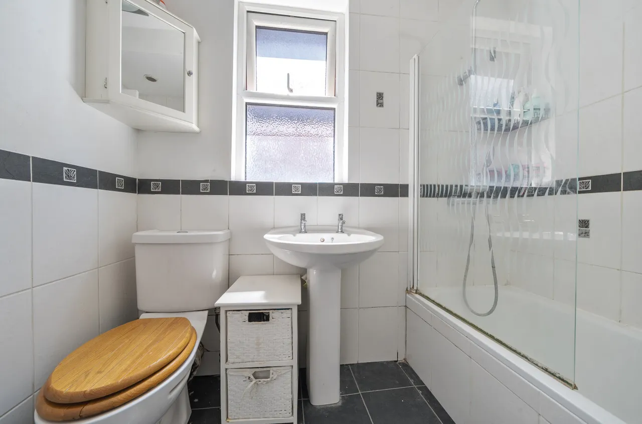 Burlington Road, Portsmouth, PO2, photo 7