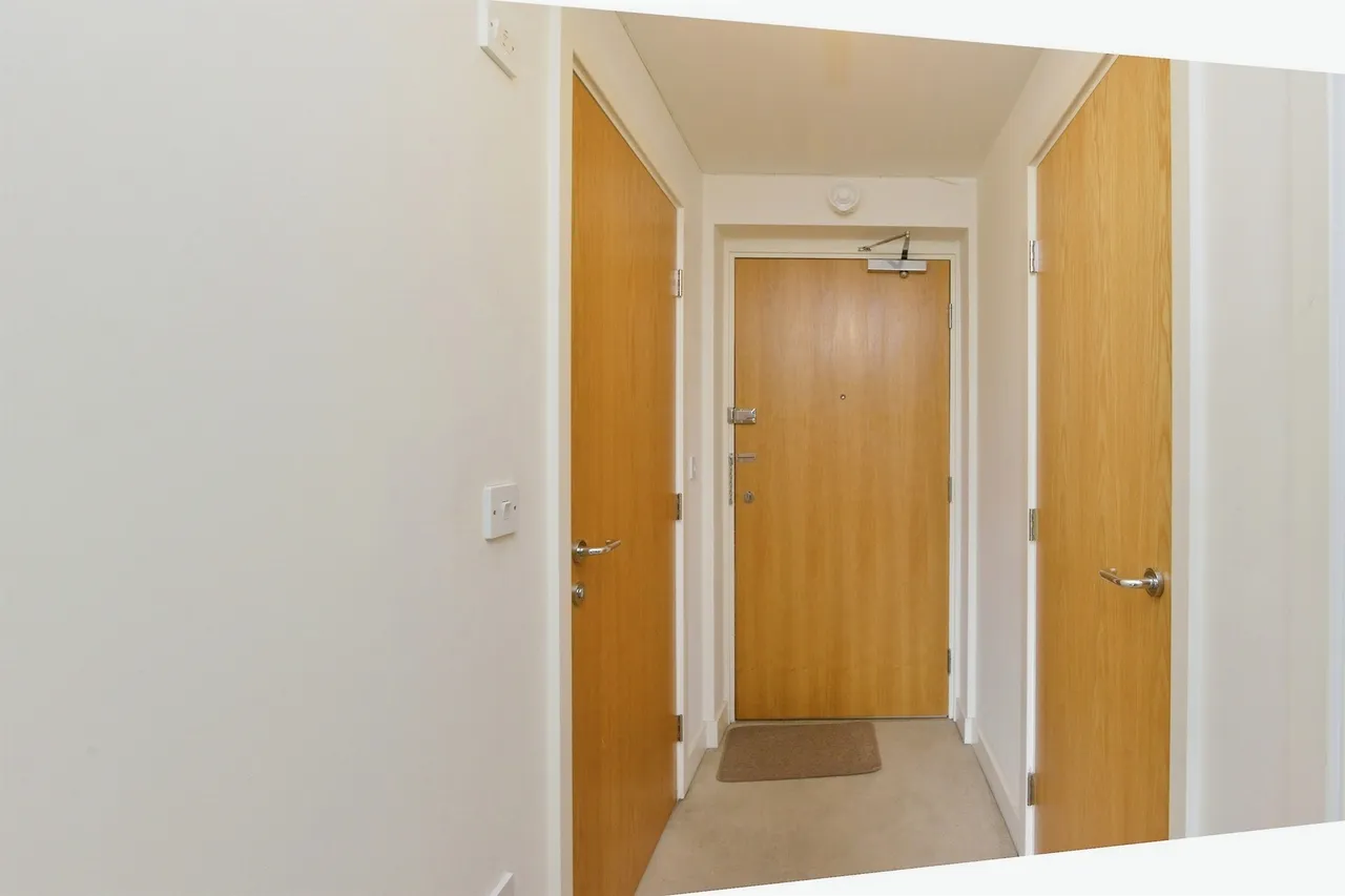 South Row, Milton Keynes, MK9, photo 14