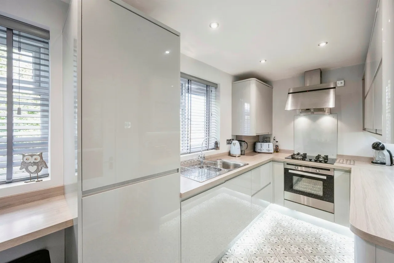 Hawthorn Grove, Conisbrough, DN12, photo 8