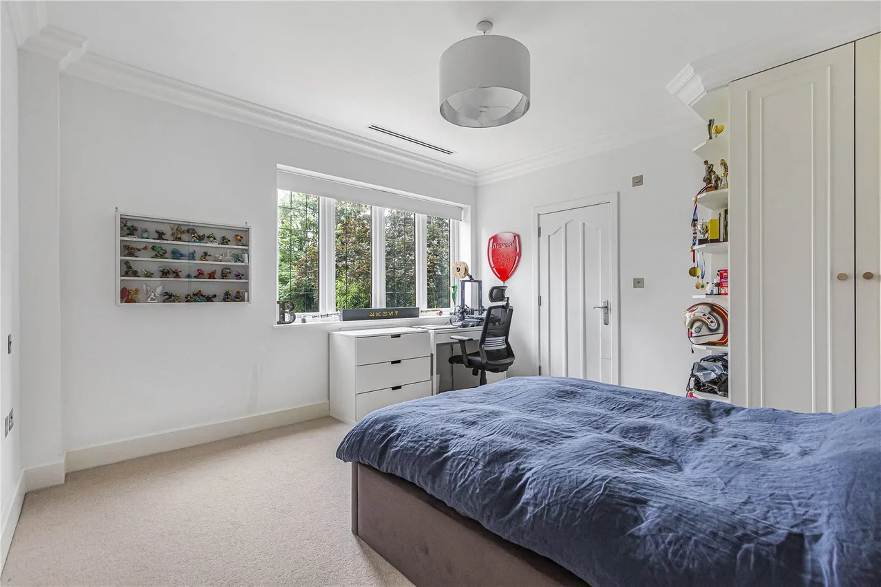 Hanyards Lane, Cuffley, Hertfordshire, EN6 4AS, photo 33