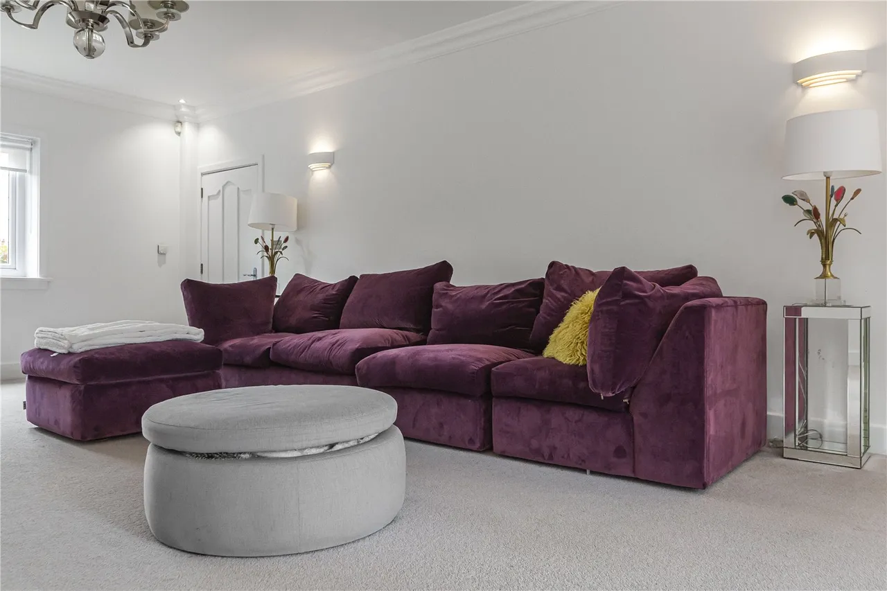 Hanyards Lane, Cuffley, Hertfordshire, EN6 4AS, photo 8