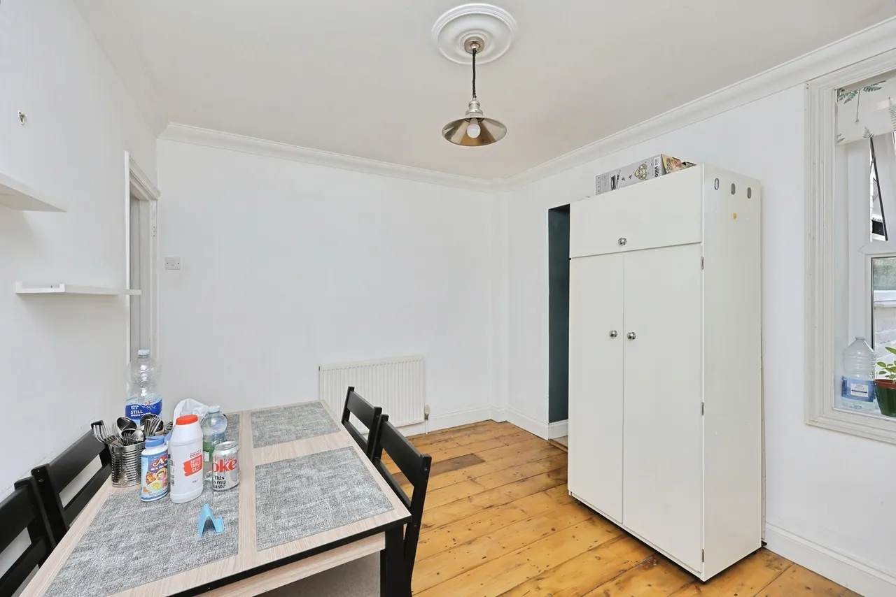 Sprowston Road, Norwich, Norfolk, NR3, photo 2