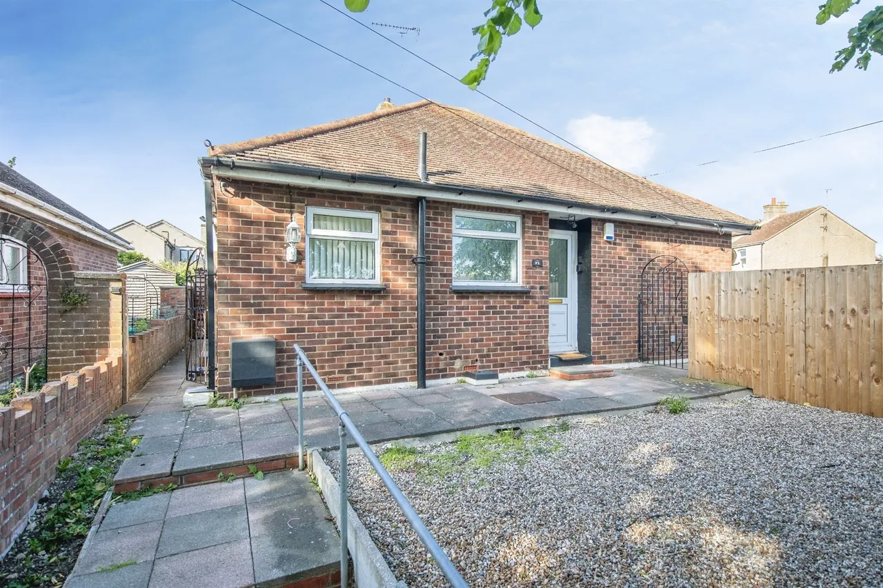 Jameson Road, Clacton-On-Sea, CO15, photo 4
