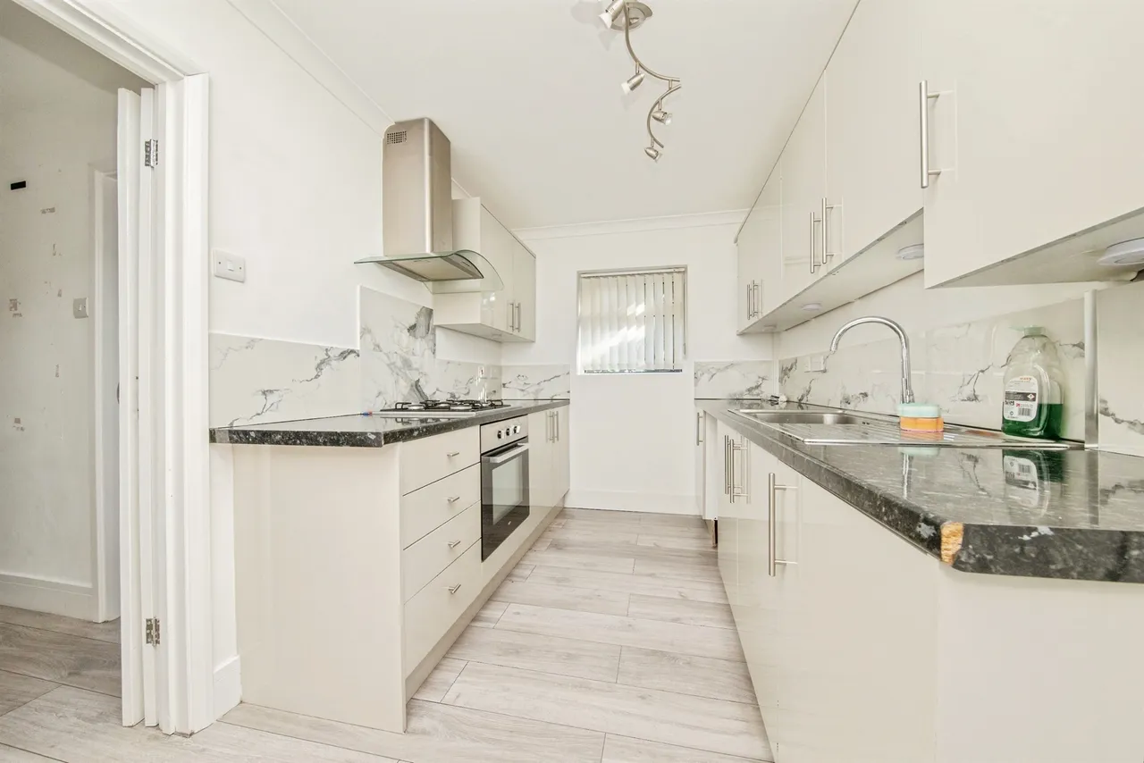 Jameson Road, Clacton-On-Sea, CO15, photo 6