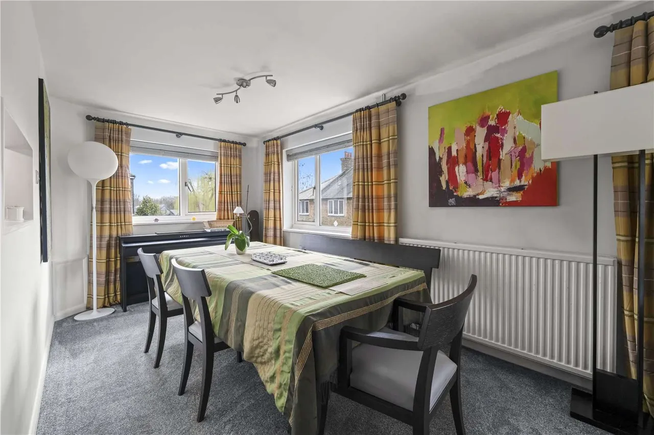 Bell Lane, Twickenham, United Kingdom, TW1 3NU, photo 4