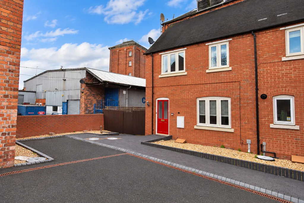 Cheshire Street, photo 14