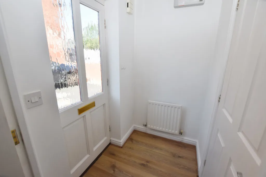 Cheshire Street, photo 7