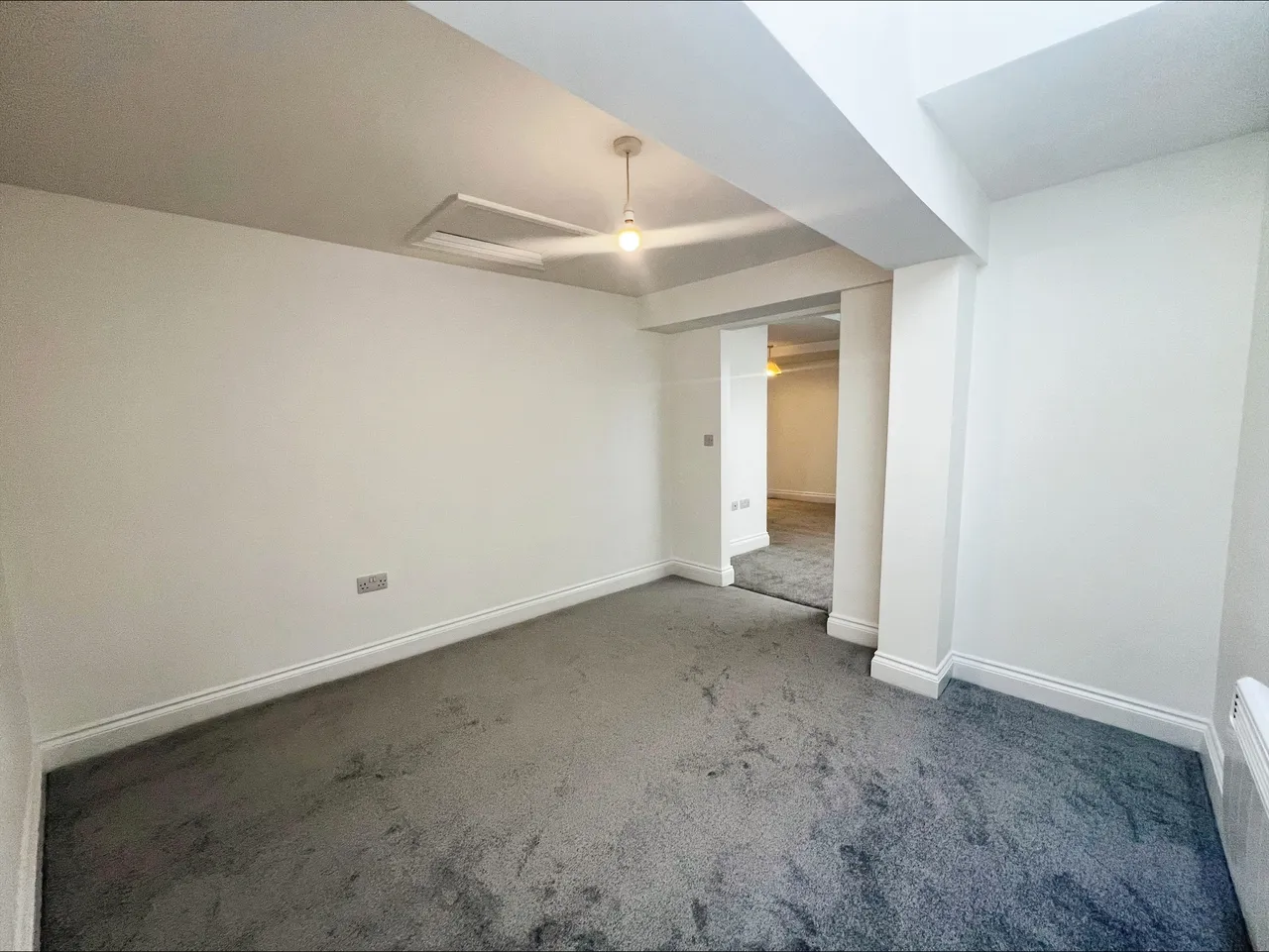 Flat B, 1-3 The Broadway, Newbury, Newbury, RG14 1AS, photo 11