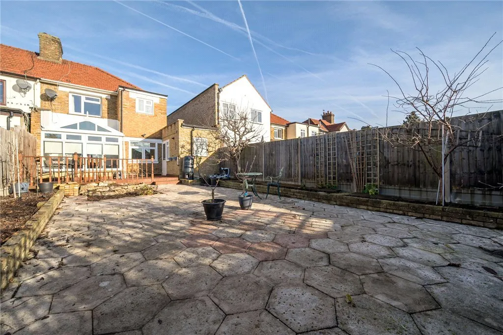 Farnham Road, DA16, photo 10