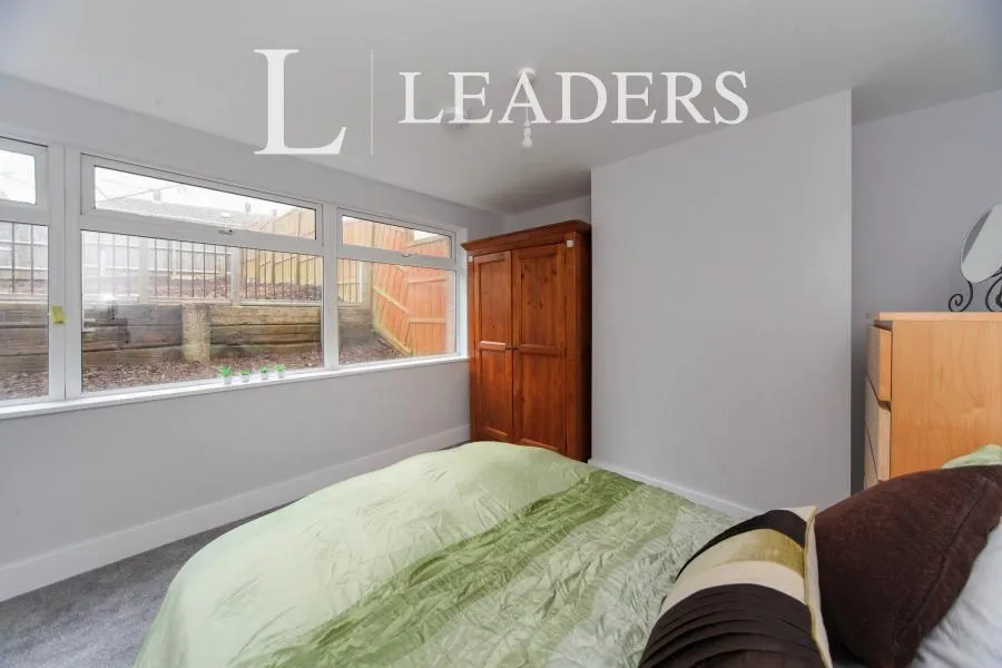 Fermor Crescent, Luton, LU2, photo 3
