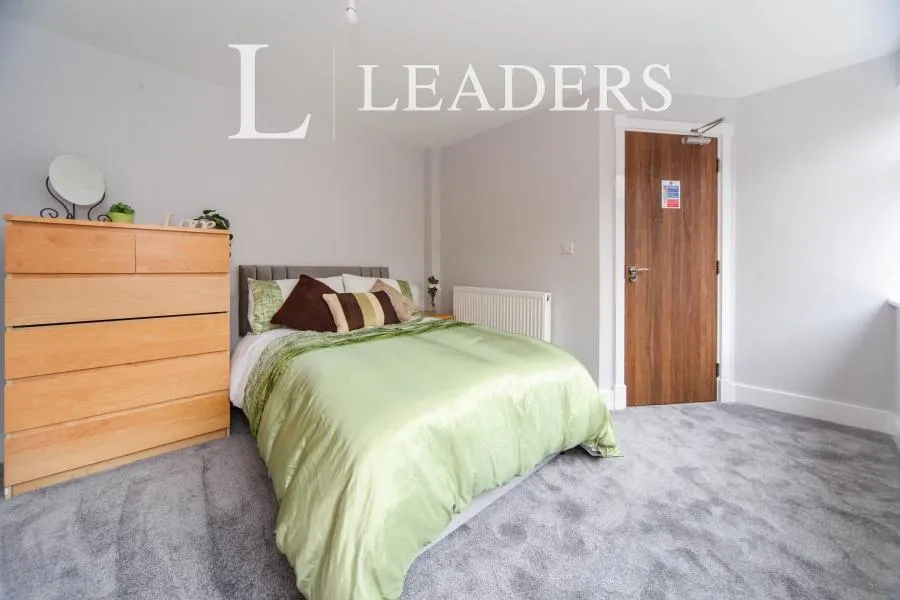 Fermor Crescent, Luton, LU2, photo 2