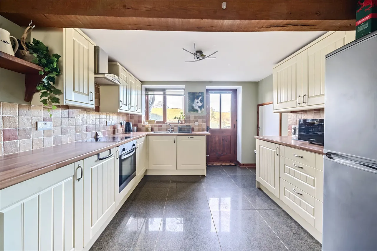 Trecastle, Brecon, Powys, LD3 8UU, photo 7
