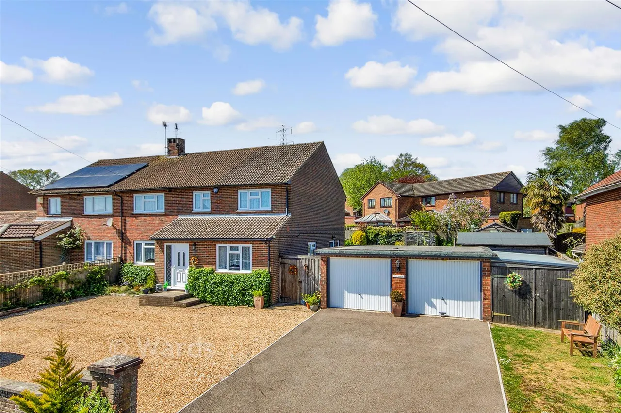 4 bed house for sale, Hartley Road, Cranbrook, TN17