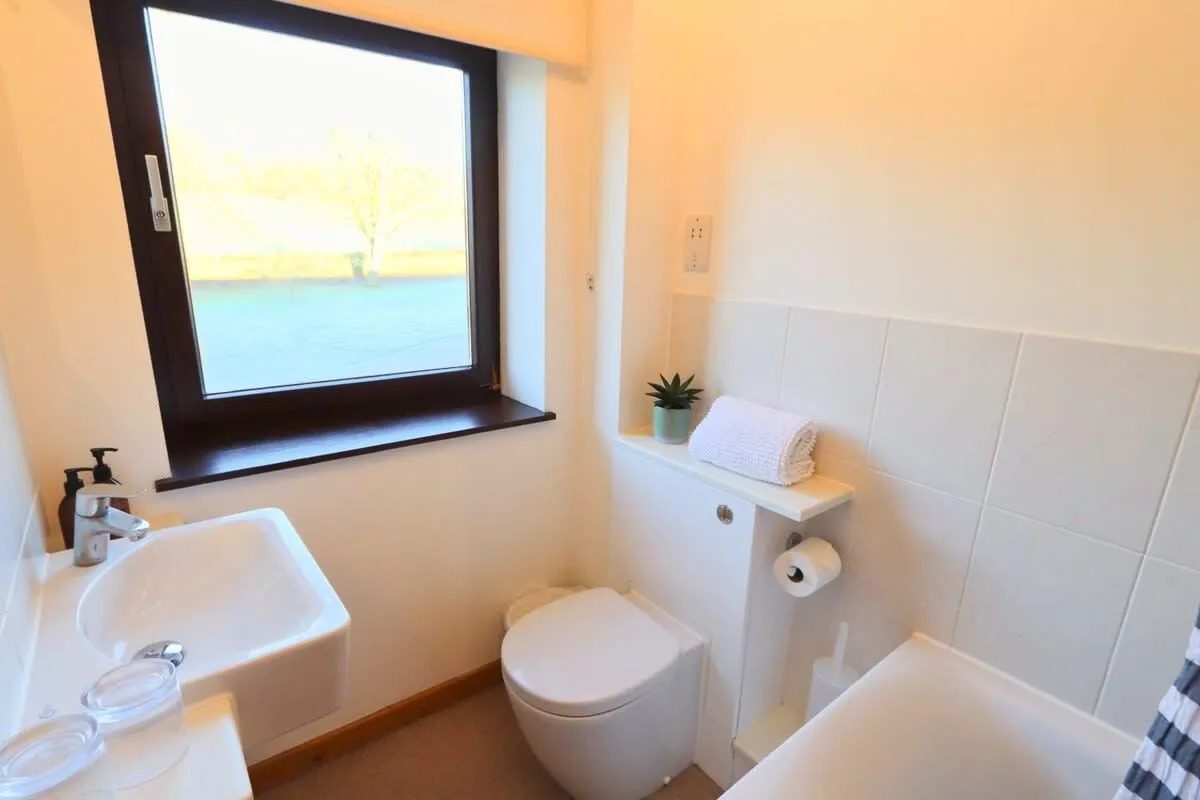 Tockington, Bristol, BS32, photo 13