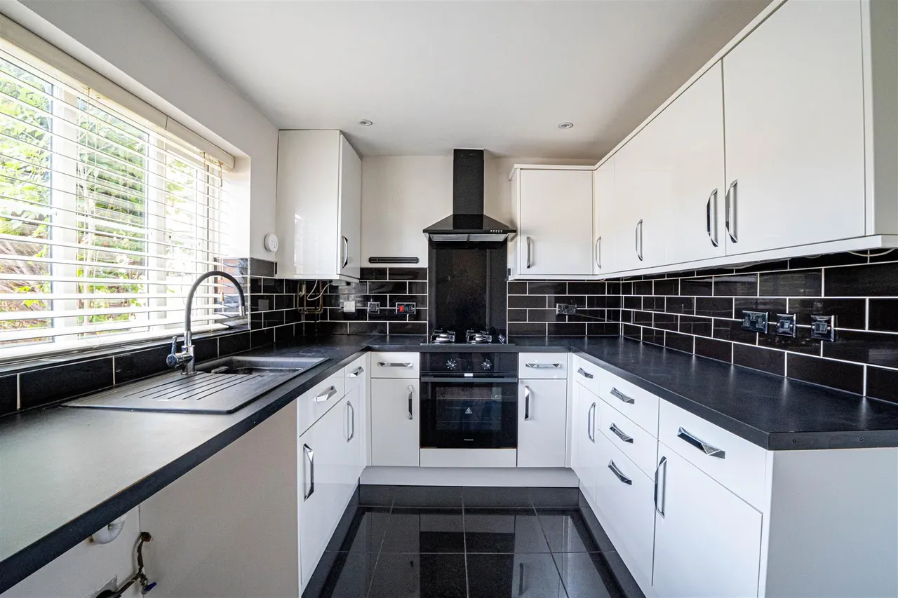 Alder Close, St. Leonards-On-Sea, photo 4