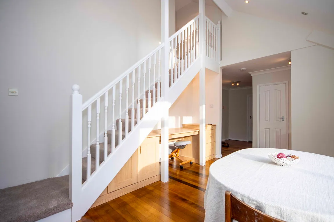 Furze View, Chorleywood, WD3, photo 2