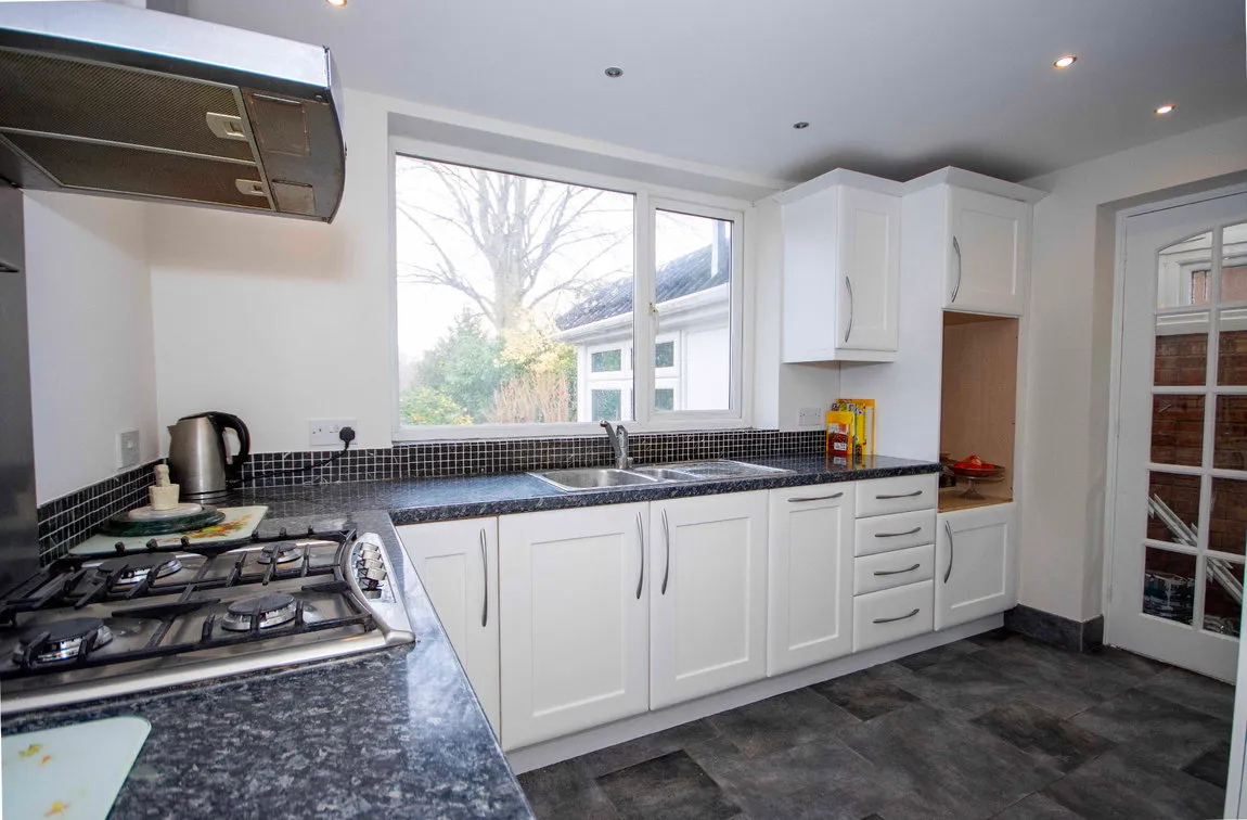 Furze View, Chorleywood, WD3, photo 11