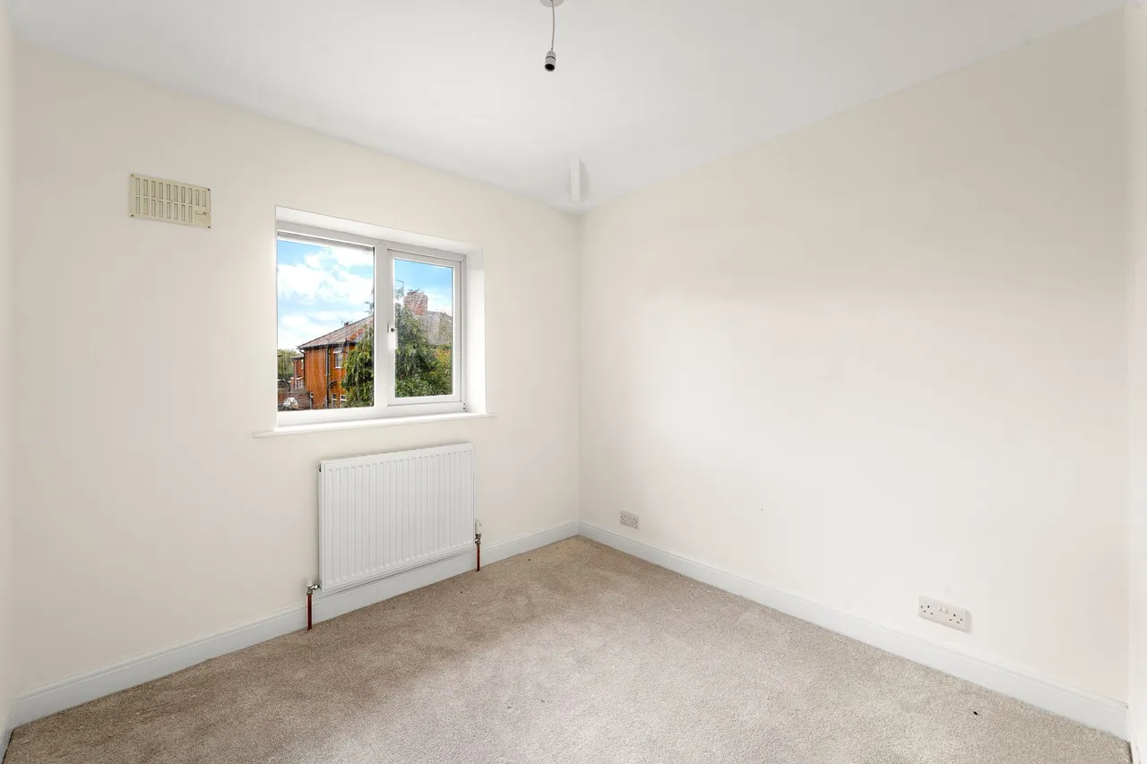 St. Johns Road, Harrogate, HG1, photo 11