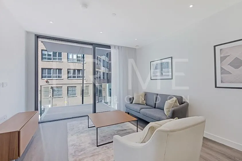 2 bed flat for sale, Meranti House, Goodman’s Fields, E1