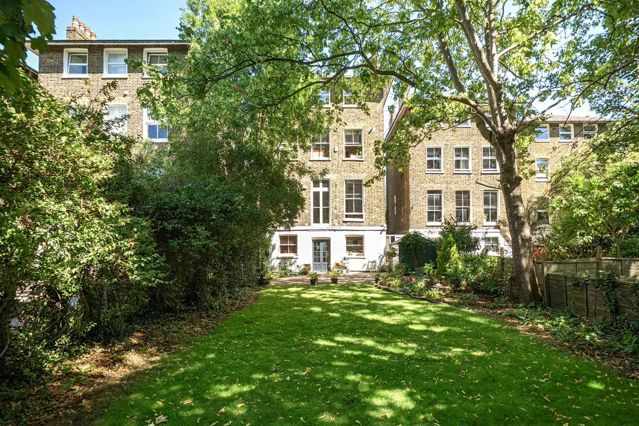 Burnt Ash Road, SE12, photo 10