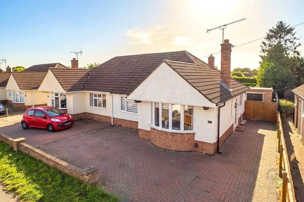 2 bed house for sale, The Pyghtle, Wellingborough, NN8