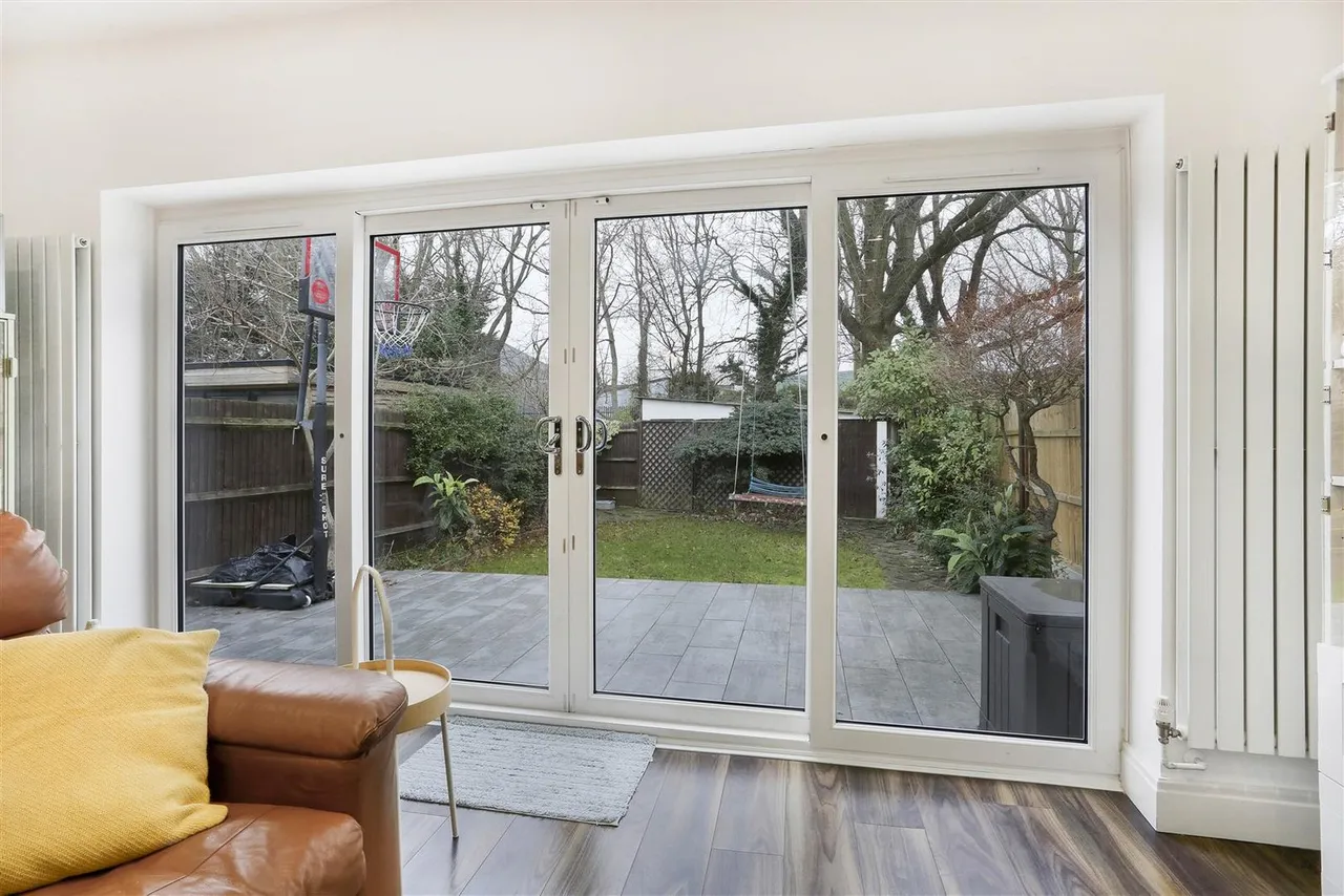Hamilton Avenue, Cheam, SM3, photo 10