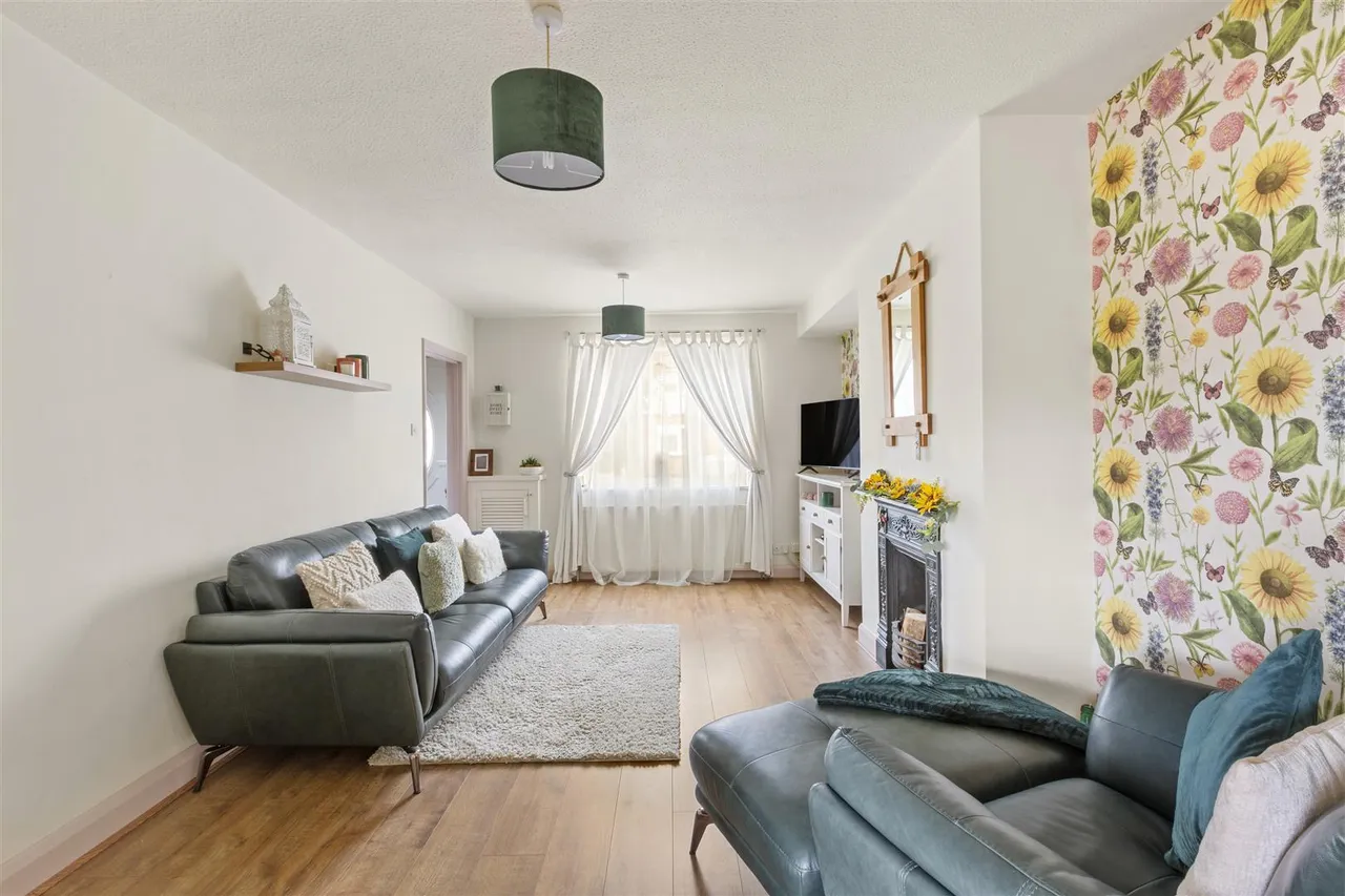 Thornton Close, West Drayton, photo 14