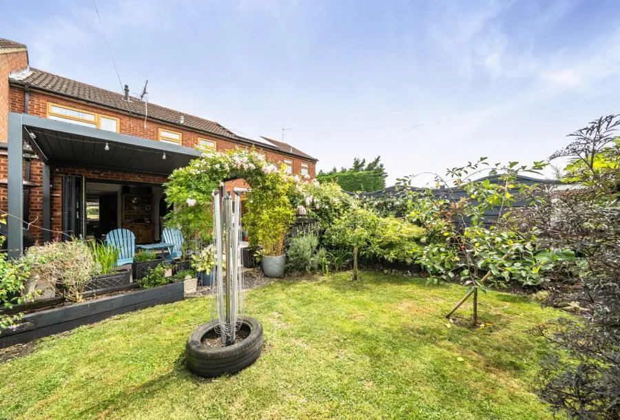 George Dowty Drive, Northway, GL20, photo 11