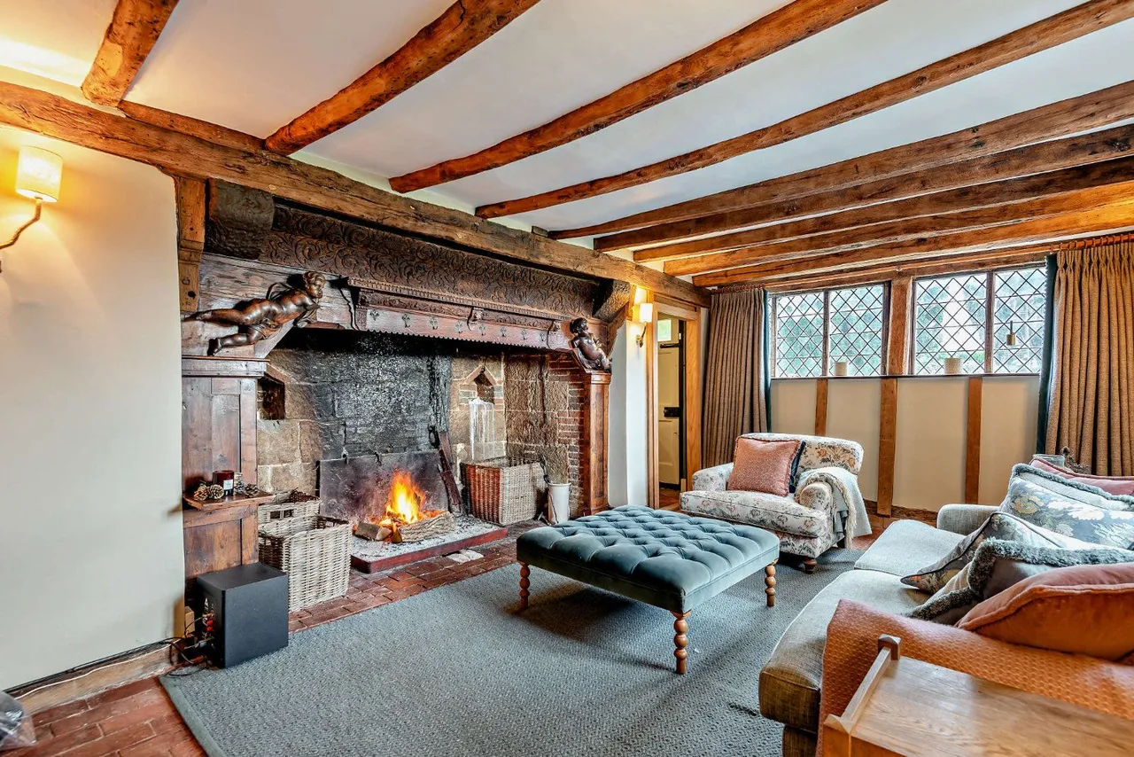 Tanyard Lane, Staplefield, Haywards Heath, West Sussex, RH17 6HH, photo 11