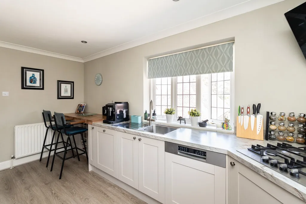 Middle Green, Brockham, RH3, photo 4