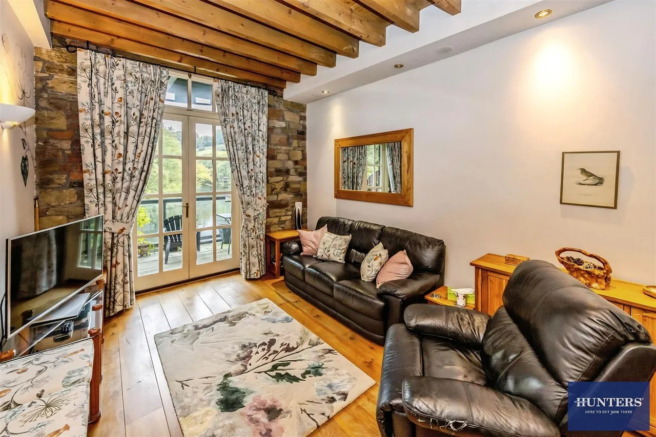 2 bed flat for sale — Colne, Barkisland Mill, Beestonley Lane Barkisland, Halifax, HX4 0HQ