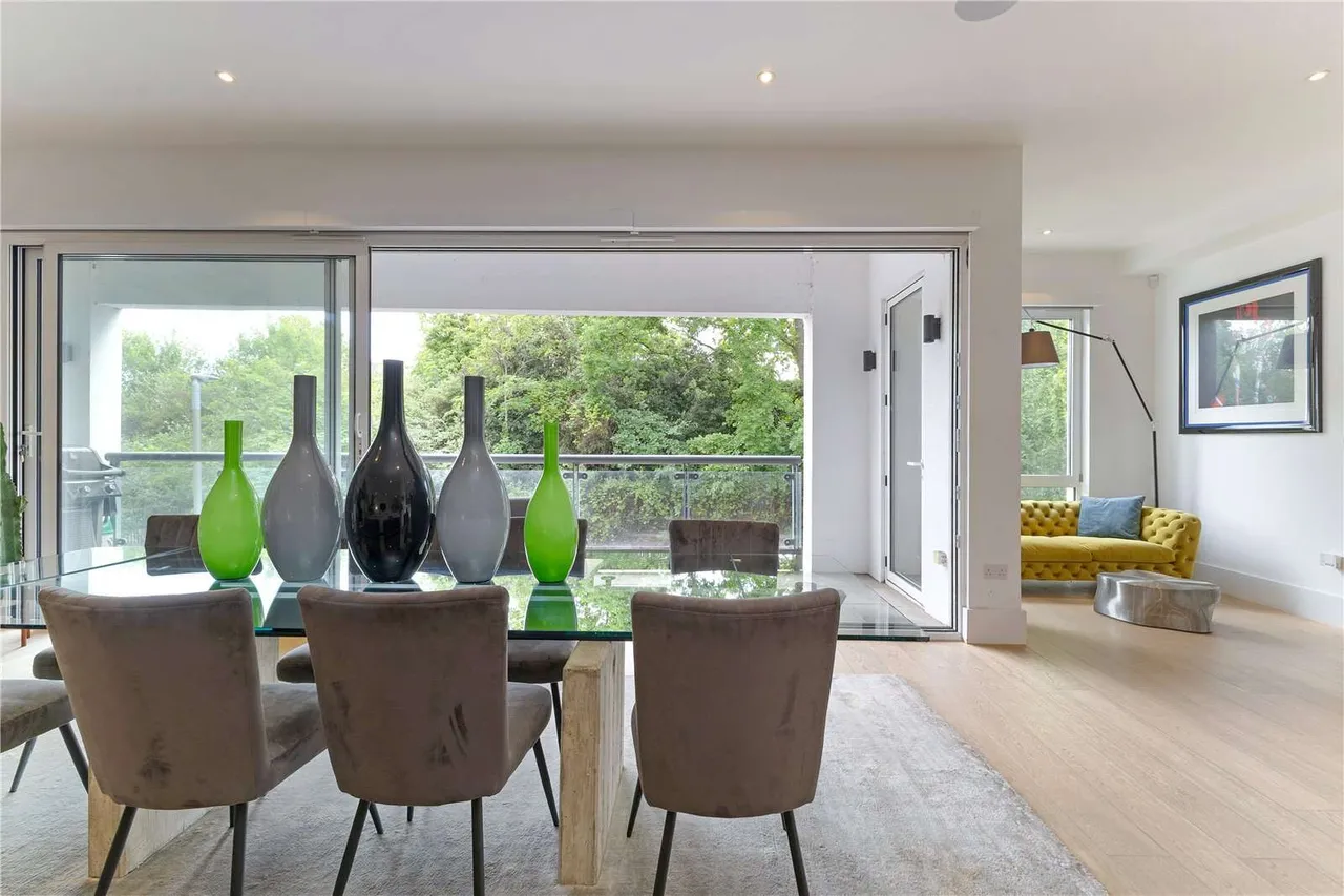 Osiers Road, Putney, London, SW18 1NL, photo 4