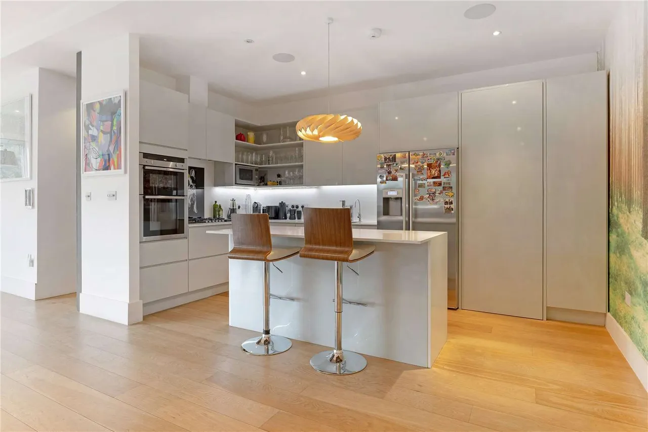 Osiers Road, Putney, London, SW18 1NL, photo 7