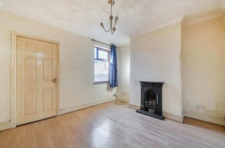 Stoke Old Road, Stoke-on-Trent, ST4, photo 6