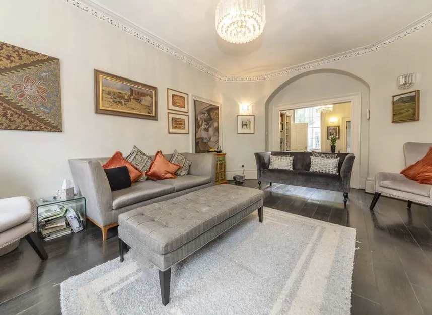 Doughty Street, Bloomsbury, WC1N, photo 3