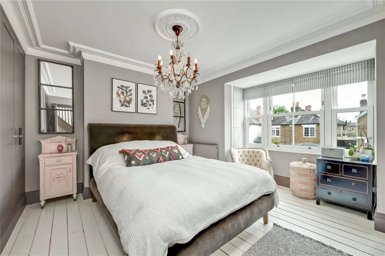 Pemberton Road, East Molesey, Surrey, KT8 9LH, photo 10
