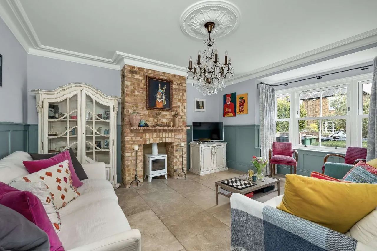 Pemberton Road, East Molesey, Surrey, KT8 9LH, photo 7