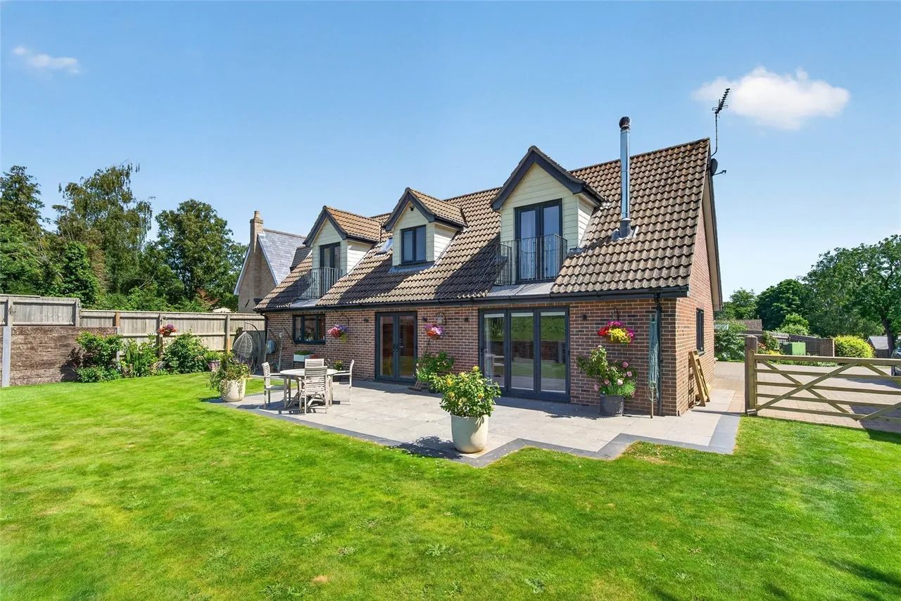 4 bed house for sale, Waldringfield, Woodbridge, IP12