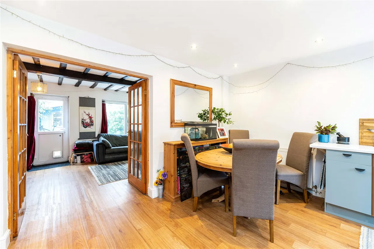 Cavendish Close, Sunbury, TW16 7PT, photo 4