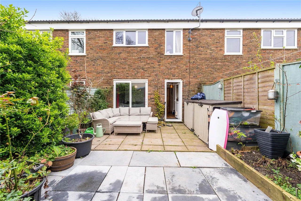 Cavendish Close, Sunbury, TW16 7PT, photo 7