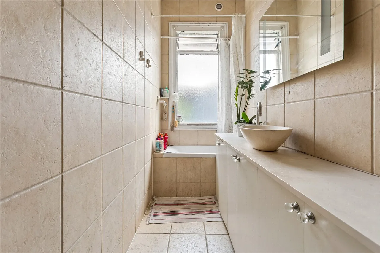 Gunton Road, London, E5, photo 6