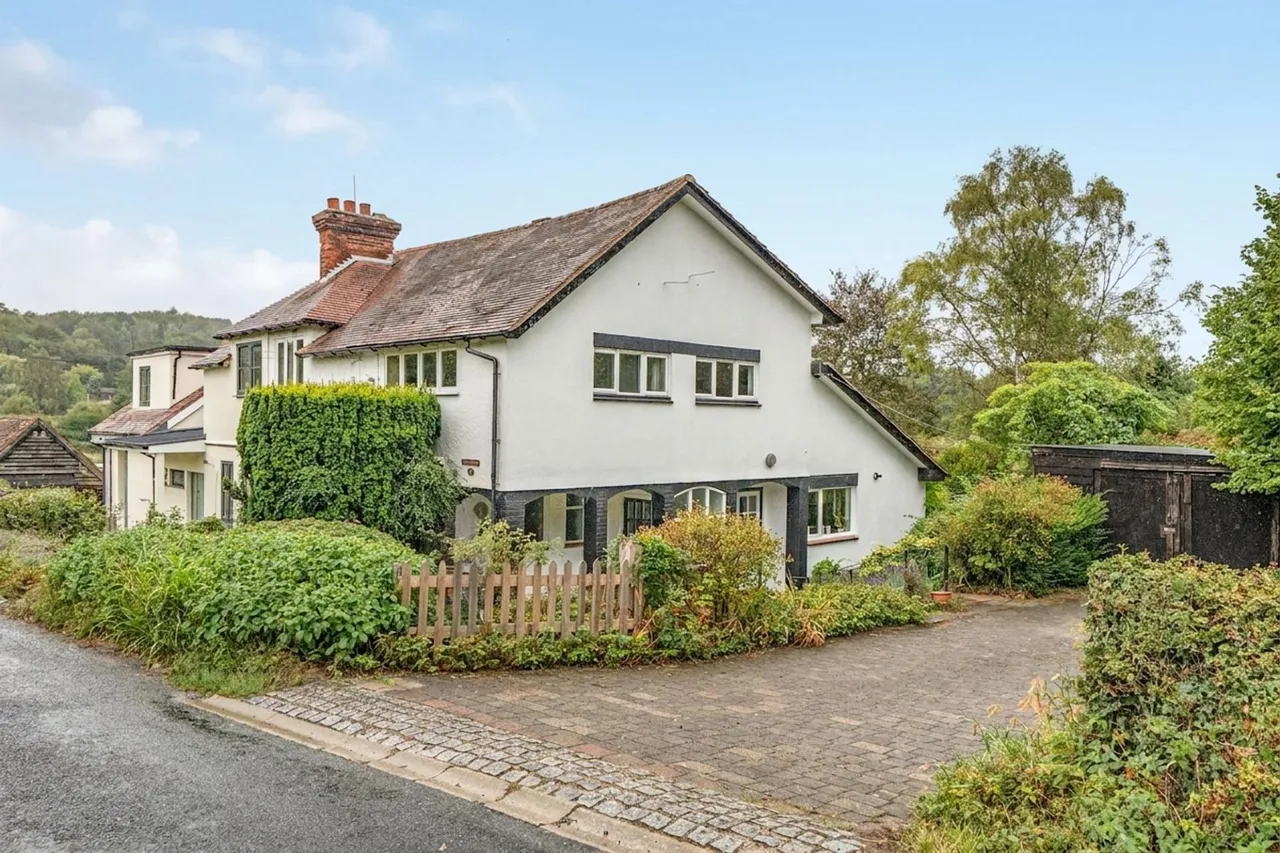 4 bed house for sale, Bug Hill, Woldingham, CR3