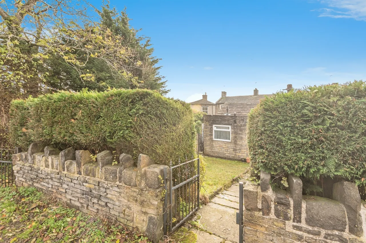 Wooller Road, Low Moor, Bradford, photo 3