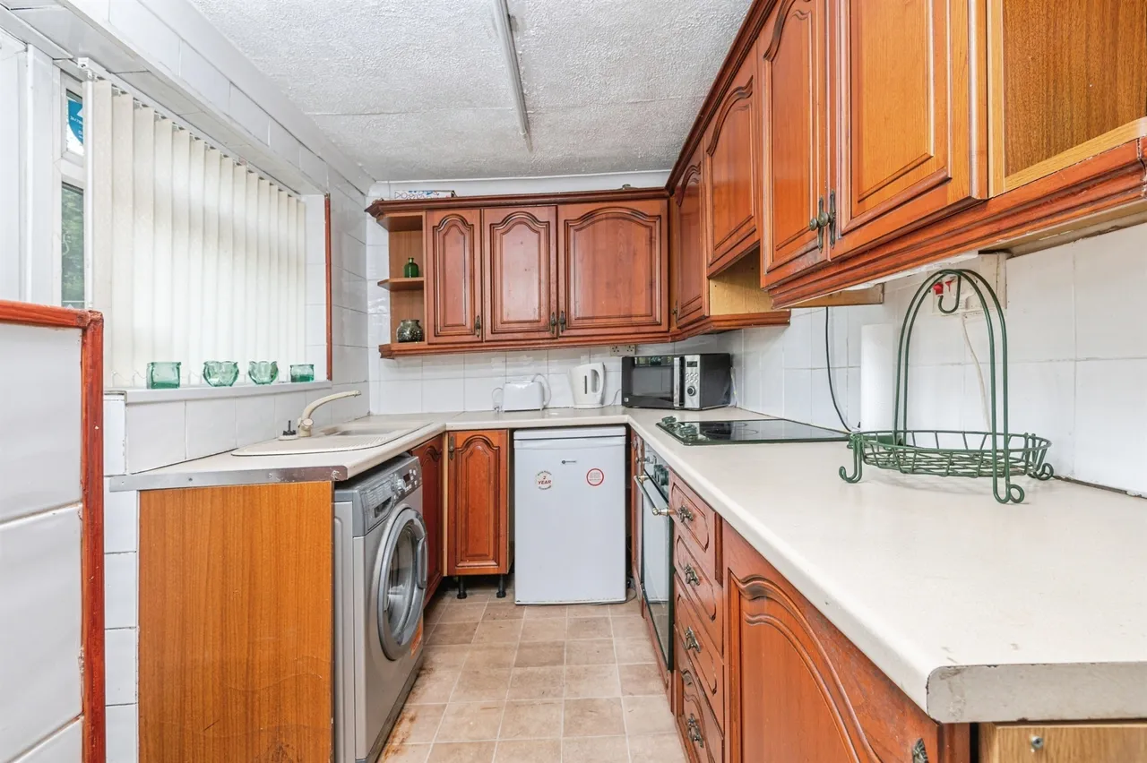 Wooller Road, Low Moor, Bradford, photo 7